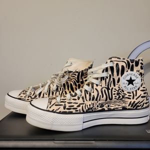 Converse Abstract Print